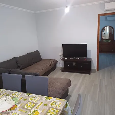 Vila Lindja Diellit Sarandë